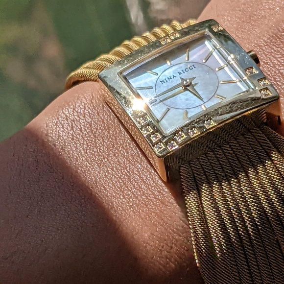 NINA RICCI gold plated diamond watch - Picture 3 of 4